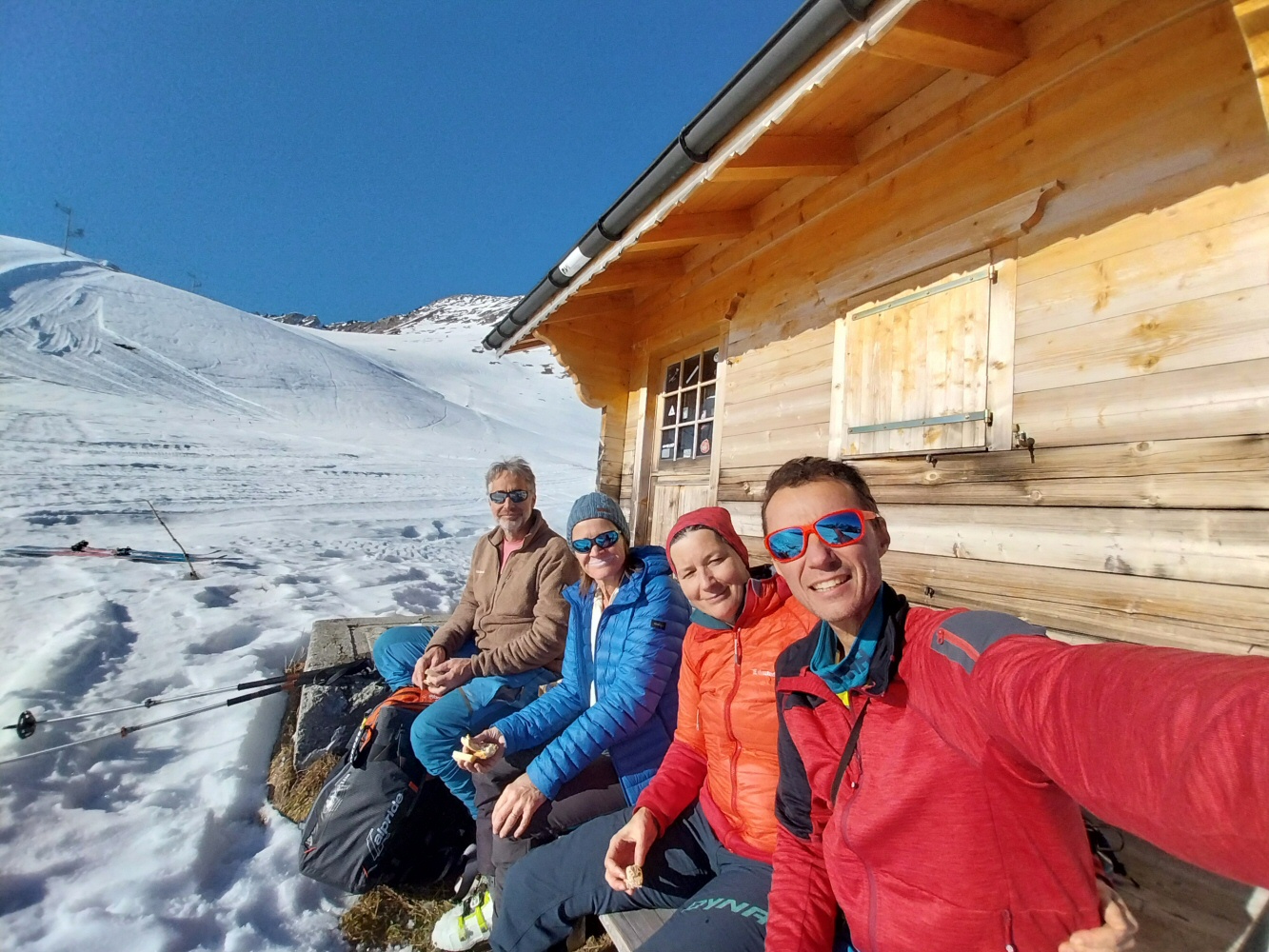 20251214 Gos Van 124505