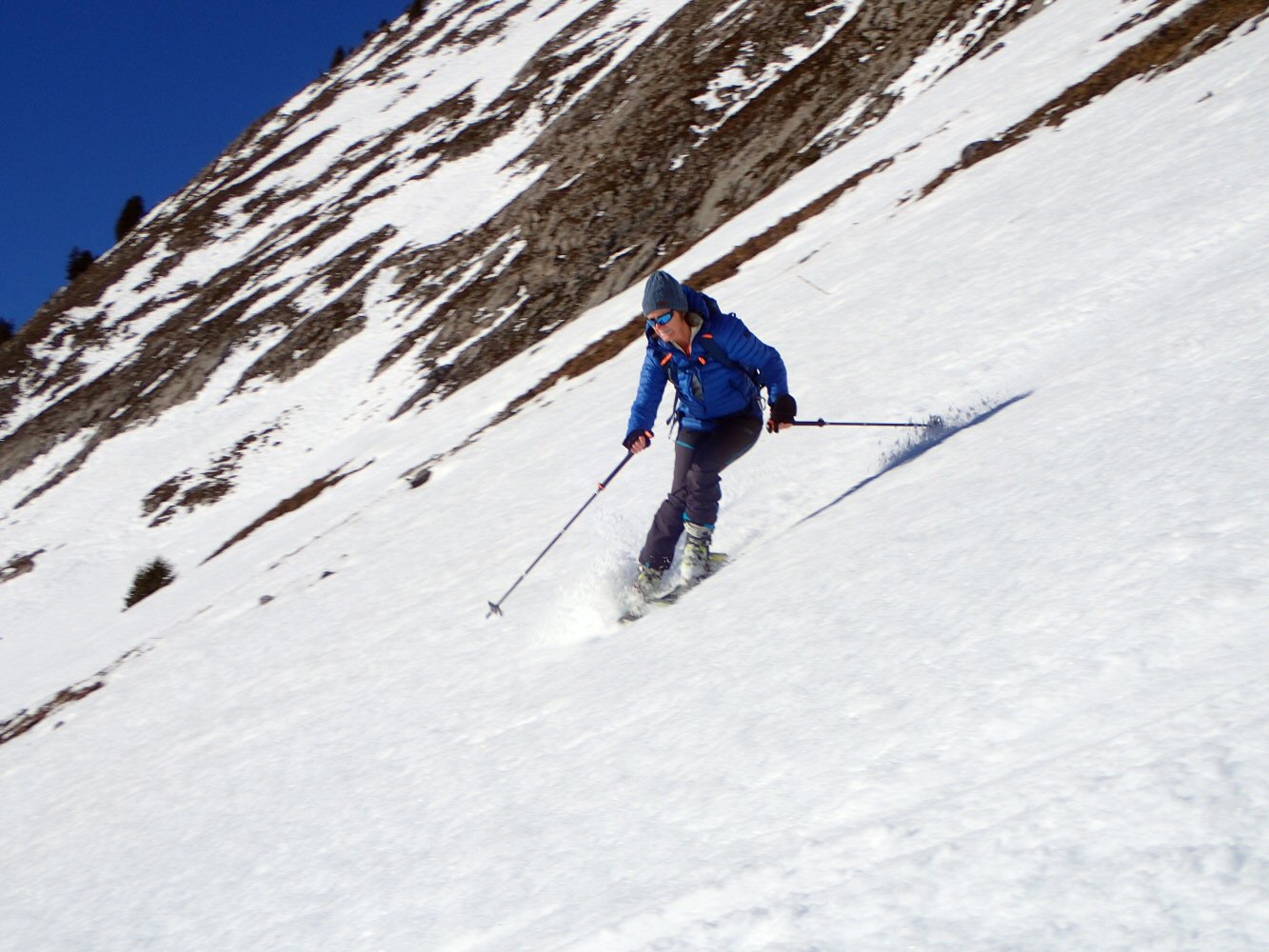 20251214 Gos Van 140020