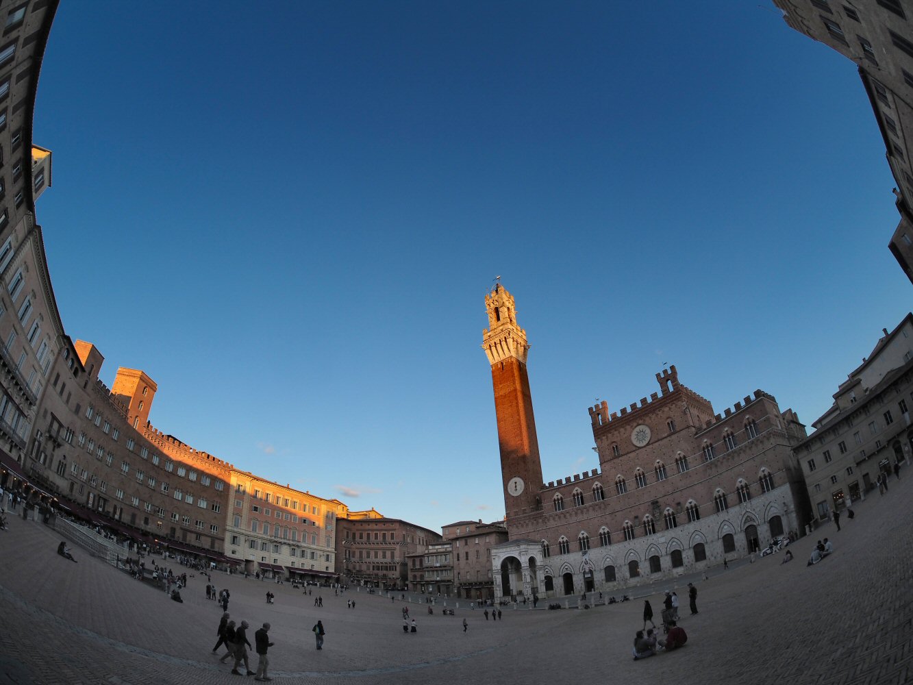 20261012 bolo rome E03 A121681