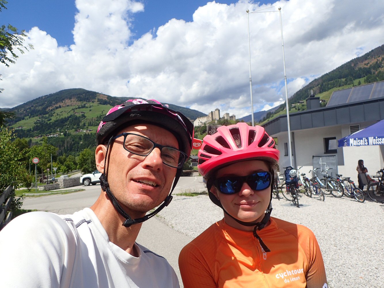 SCUOL KRK 0055 P7220042