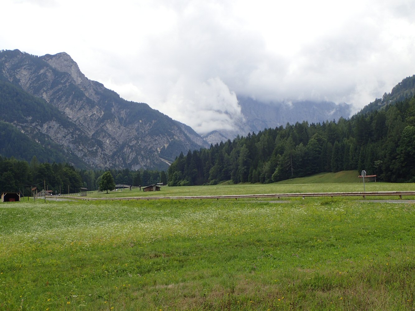 SCUOL KRK 0099 P7250072