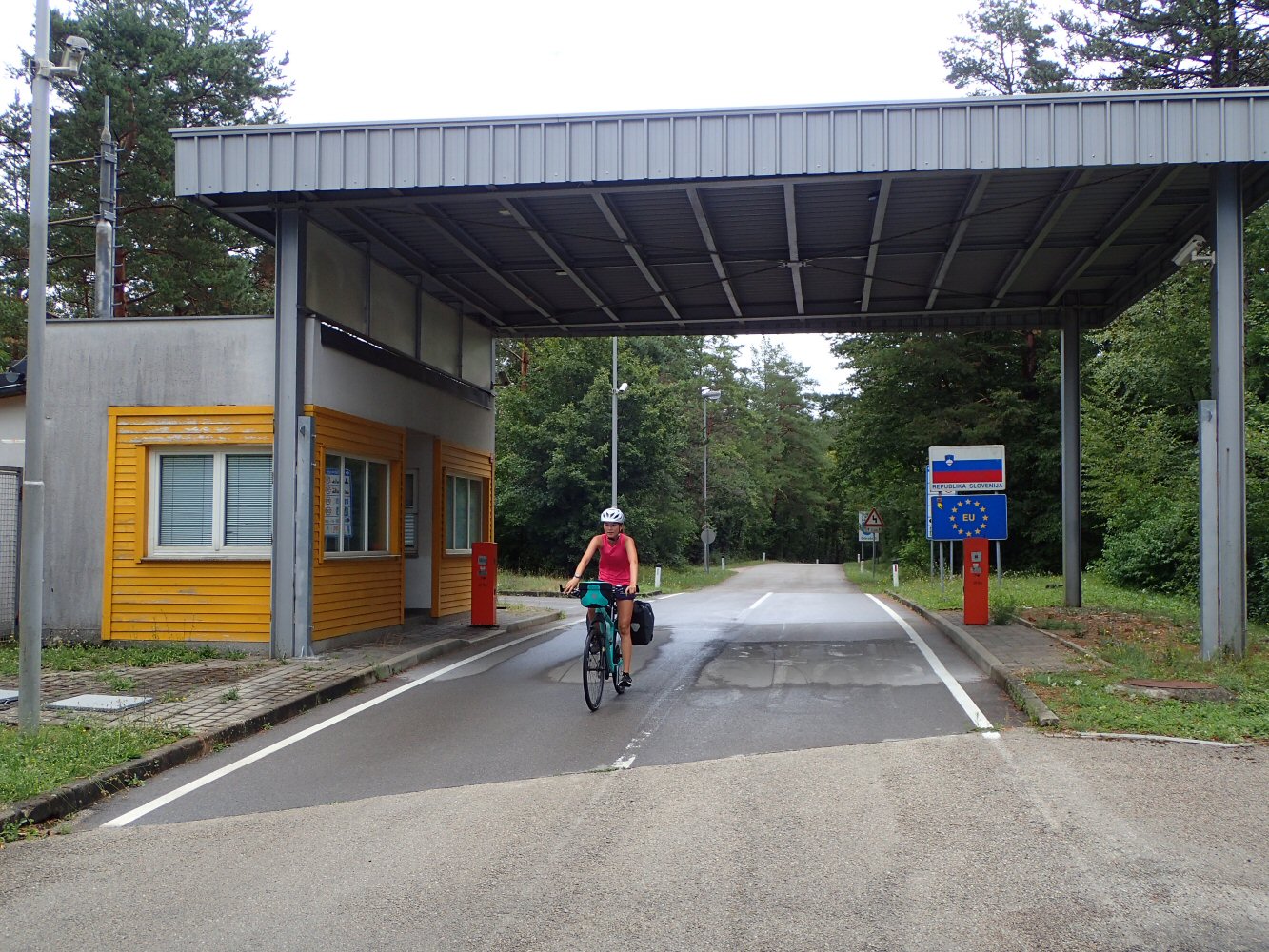 SCUOL KRK 0165 P7280106